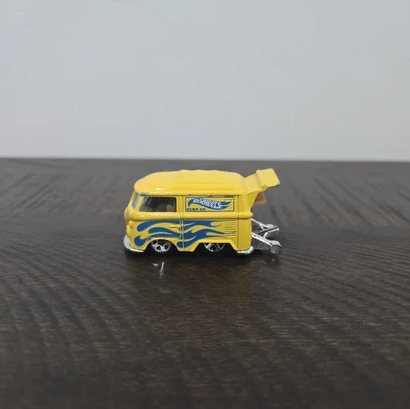 Hot Wheels Volkswagen Kool Kombi with "Surf Co." decals and blue flames. - Picture 4 of 6